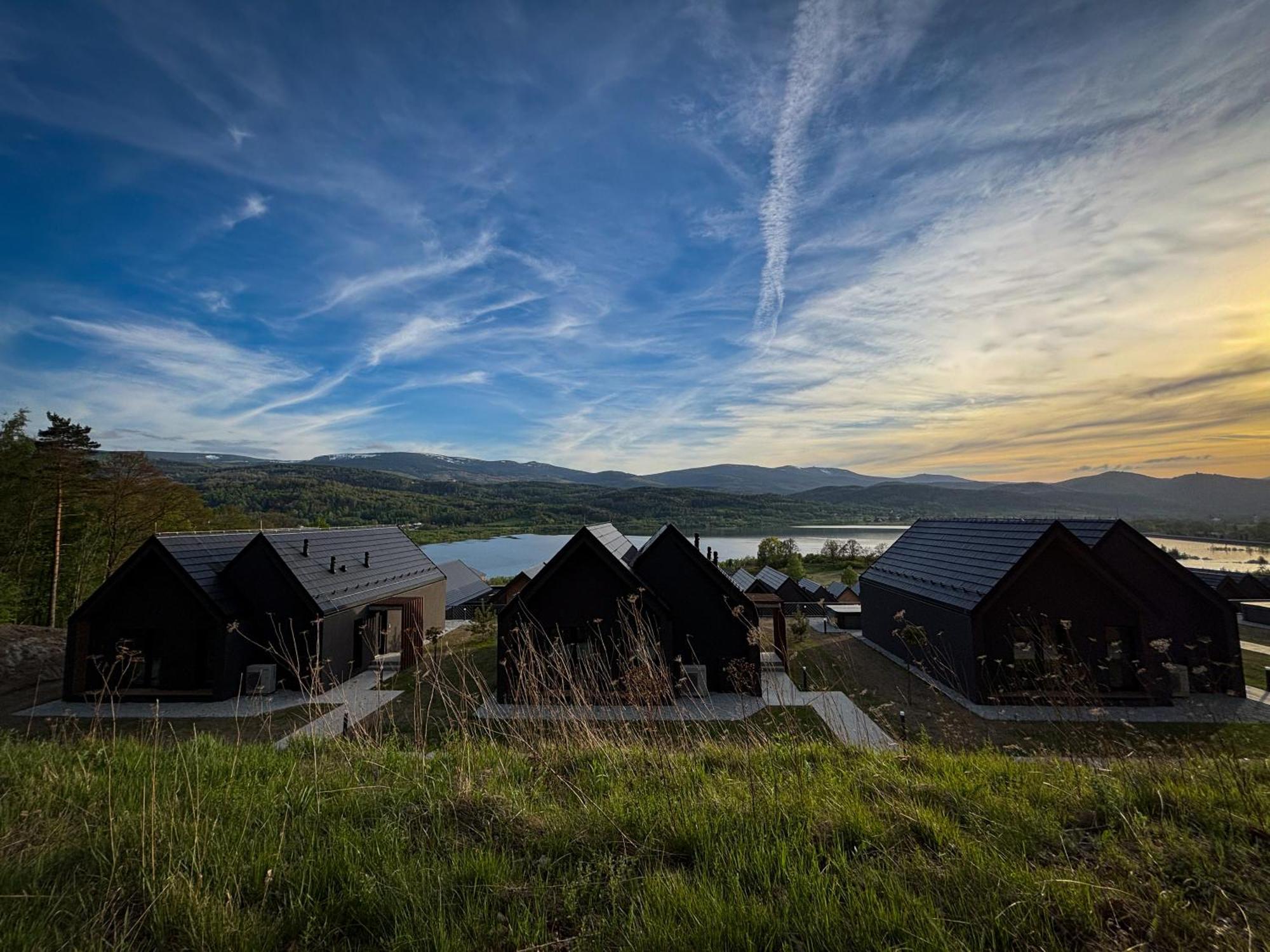Wille W Lake Hill Karkonosze Resort & Spa Sosnówka Esterno foto